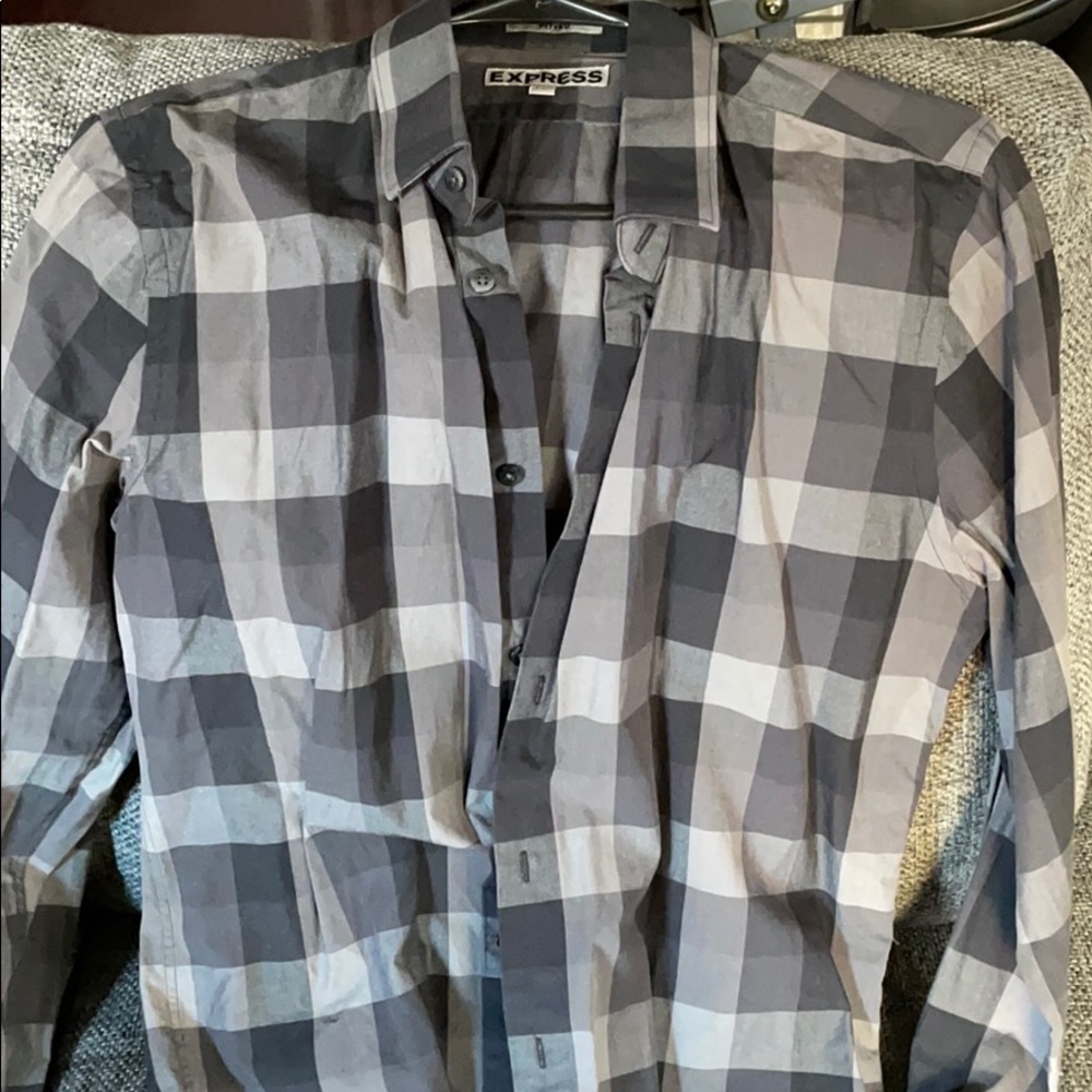 Express fitted long sleeve button down shirt